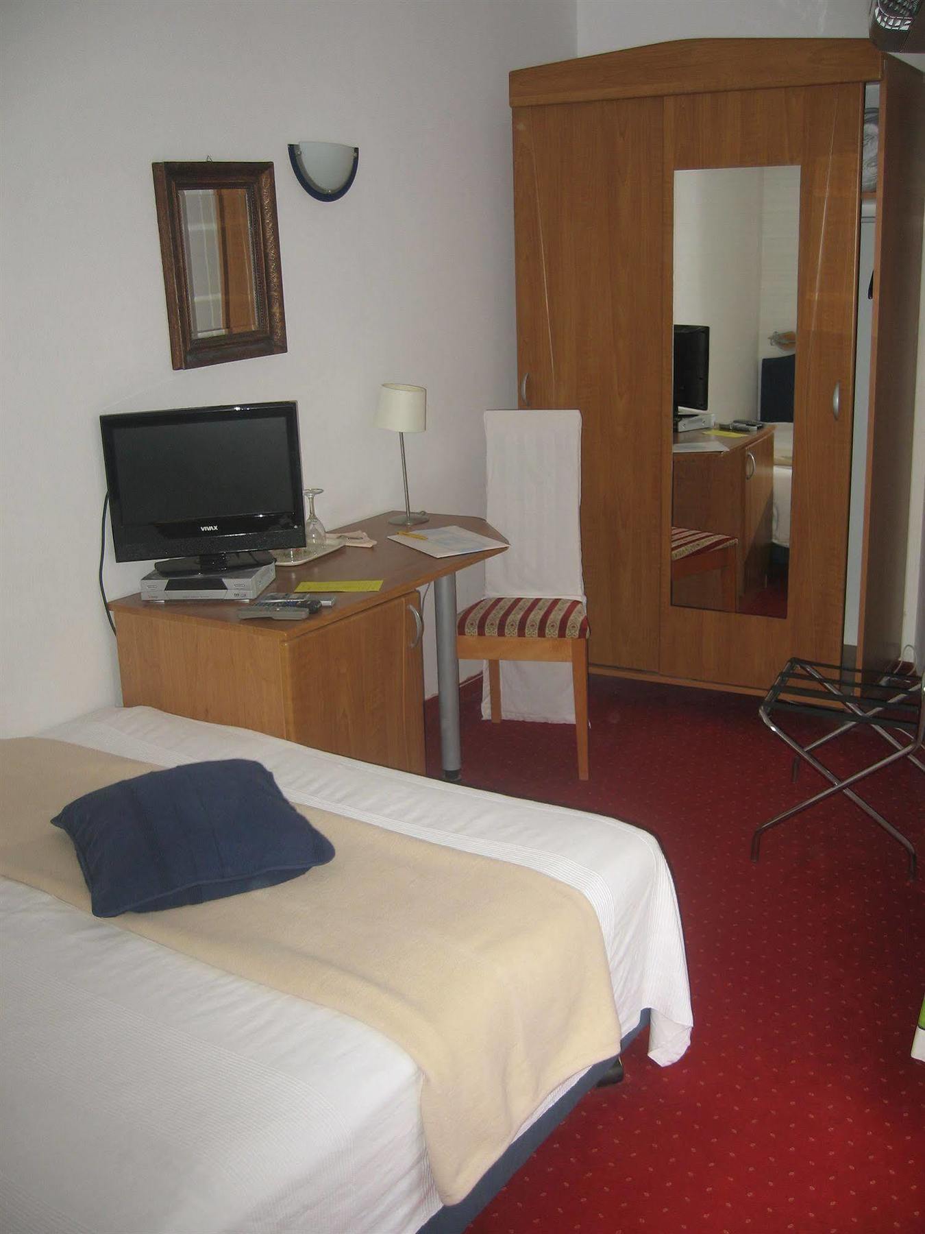 Boutique Lili Hotel 4*
